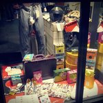 연에<b>인들</b>이 잘간다는 휘가로 오프라인매장사진컷,