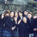 학창시절 <b>반항아</b>였다던 서인영 고등학교 졸업식날 친구들과 찍은사진...