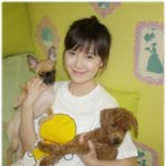 개를 좋아하는 구혜선~ 집에서 편안한 <b>차림</b>이네