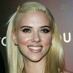 루이 비통 '<b>love</b>' 파티 참석한 스칼렛 요한슨