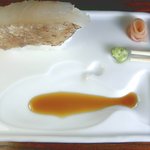 예술적인 소스 <b>접시</b>