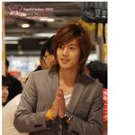 '<b>쌍</b>큼이' 김현중! 너의 웃음에 나도 모르게 웃는다