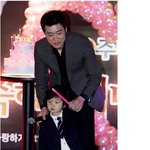 강마에, 김명민 아들과 함께~ 아빠 닮아서 넘 귀엽~!!