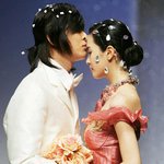 김정훈 앙드레김 패션쇼에서 반<b>묶음</b> 머리하고~