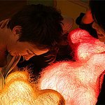 팔 안에 한가득 태양을.. 쿠션 라이트