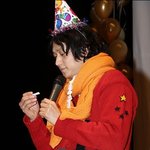 강동원, 최근 생일파티에서! 급격하게 살찐 모습! 안돼ㅠㅠ