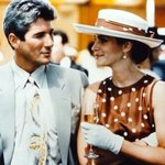 스타들의 <b>땡땡이</b> 의상 퍼레이드