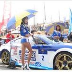 인디고 블루+화이트의 레이싱팀 인디고투스카니