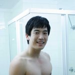 박정철, 숨겨뒀던 근육질 몸짱 공개