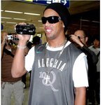 브라질 축구스타 호나우지뉴가 한국에 왔다!