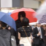<b>성시경</b> 길거리 키스장면 직찍!!