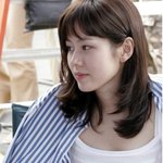 손예진, <b>남방</b>하나 걸쳤을뿐인데...