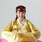 이젠 <b>한복</b>이 잘 어울리는 윤은혜의 귀여운 <b>한복</b>패션