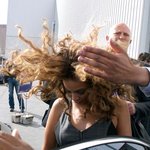 <b>우람</b>한 s라인의 보유자 비욘세!!!라인공개~