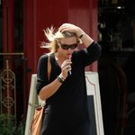 테니스의 요정, 샤라포바 <b>런던</b>에서 춥파춥스 물고 뭐해?