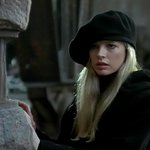 톰크루즈 부인도 배트맨의 여인들 출신이었구나