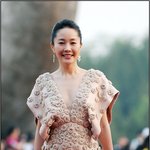 <b>전주</b>국제영화제에서 엄지원,따개비를 연상시키는 드레스