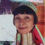 목이 길어야 <b>미인</b> 카렌족