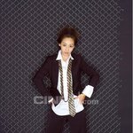 회춘하는 이미연 최근화보,은둔형 <b>외톨</b>이 컨셉?