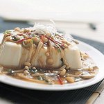 팽이<b>버섯</b> 소스를 끼얹은 연두부탕