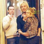 시에나 밀러 14살 연상의 리스 이<b>반스</b>와 결혼 발표