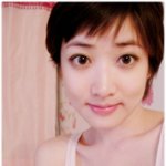 물광피부 최정원, 셀카찍을 땐 얼짱 각도 <b>사수</b>?