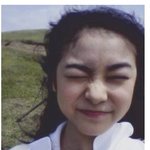 김연아 거센 제주도바람 맞으며 열심히 셀카!~찡그려도 귀여워