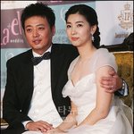 <b>윤다훈</b>, 결혼전 기자회견, 신부가 너무 아름답네,