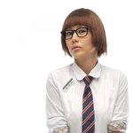 교복입고 머리염색한 박예진, 건방진 <b>포즈</b>~