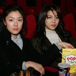 김옥빈,<b>서지혜</b> 최근 극장에서 찰칵~