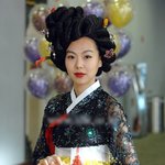 <b>황진</b>이로 분장한 김민희, 한복입은 자태가 곱구려~
