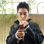 <b>막대</b>사탕먹고있는 문자보내는 은초딩~어울려~~~