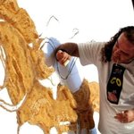 이쑤시개 백만개로 3d 모자이크 만들기