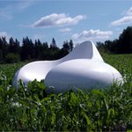 두둥실 구름을 닮은 의자