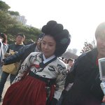 민속촌에서 급 <b>포착</b>한 하지원 직찍