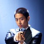 <b>삭발</b>한 에릭, 회춘했구나