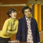 강수정 아나-생방송중 <b>민망</b>할정도로 슴가라인 보이네