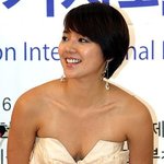 부천국제영화제 홍보<b>대사</b>, 유진 어깨노출한 드레스~아찔