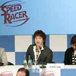 가수 비가 출연하는 스피드<b>레이서</b> 속 비의 가족들 공개