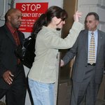 <b>줄리아</b> 로버츠도 코디가 출장인가 보다