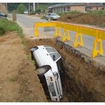 '충격'<b>대낮</b>에 티코를 암매장하다니...