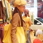 소유진 <b>쇼핑</b>중