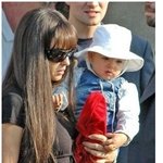 모니카 벨루치와 뱅상 <b>카셀</b>의 이쁜 딸~ <b>데바카셀</b>