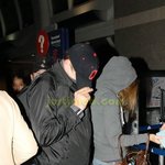 츄리닝 <b>차림</b>의 디카프리오 공항에서 파파라치사진