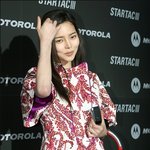짧은 스커트 <b>박시연</b>, s라인 빛나네