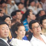 중국 패션쇼장에서 김희선 <b>강타</b>~