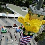 높이 약 28.3m 의 거대한 레고 <b>탑</b>!