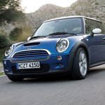 <b>미니쿠퍼</b>를 개조한 중국의 인력거