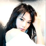 '코디하고 급친해진거야 언니?'돌아온 롱다리 가수 <b>현정</b>
