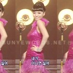 상큼한 <b>핫핑크</b> 드레스 입은 선예~! 윙크 작렬~